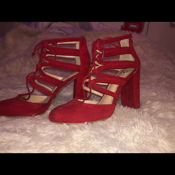 Vince Camuto red chunky heels - Picture 7 of 8